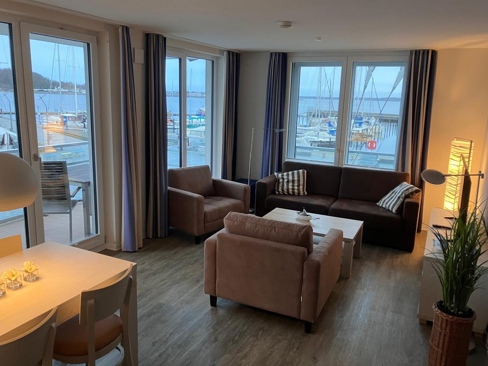 Apartment 10 - "Borbyblick" - Blickrichtung Hafen Und Offene See Eckernförde Eksteriør bilde