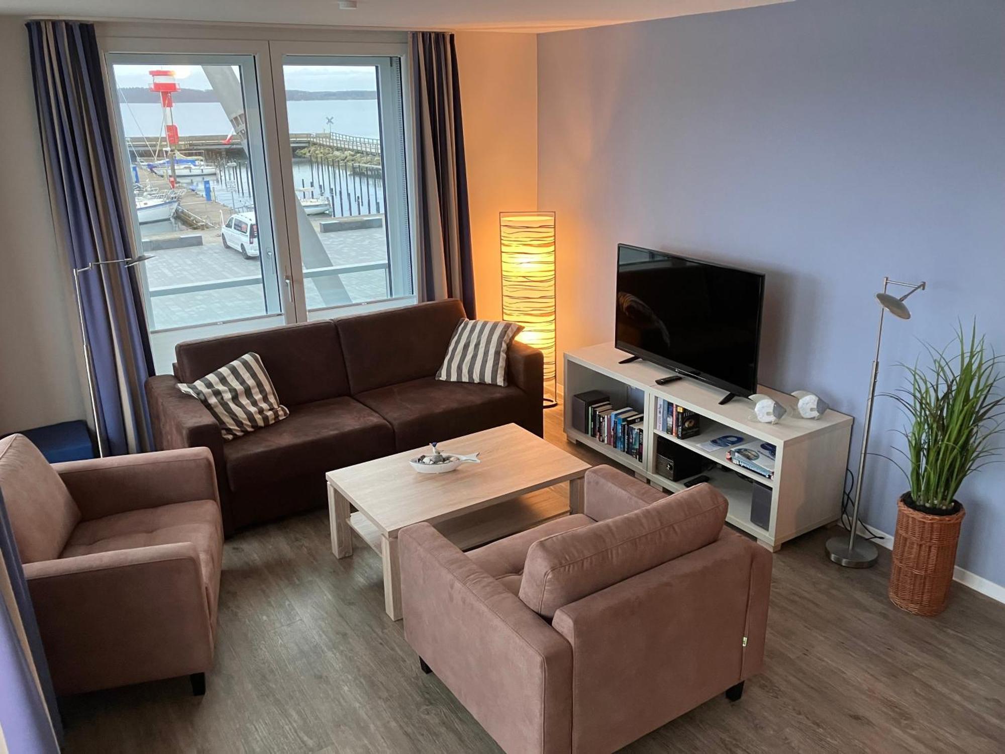 Apartment 10 - "Borbyblick" - Blickrichtung Hafen Und Offene See Eckernförde Eksteriør bilde