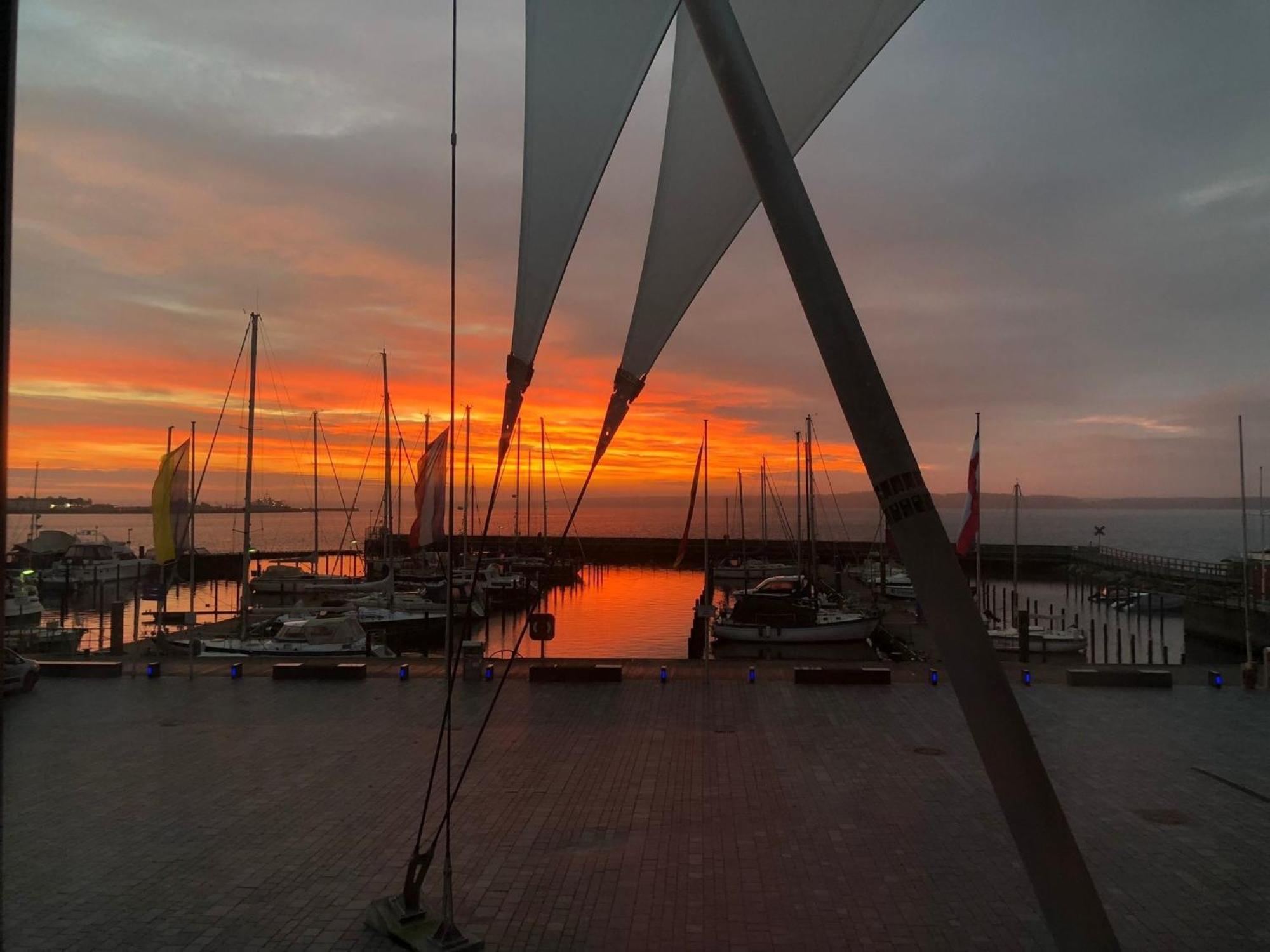 Apartment 10 - "Borbyblick" - Blickrichtung Hafen Und Offene See Eckernförde Eksteriør bilde